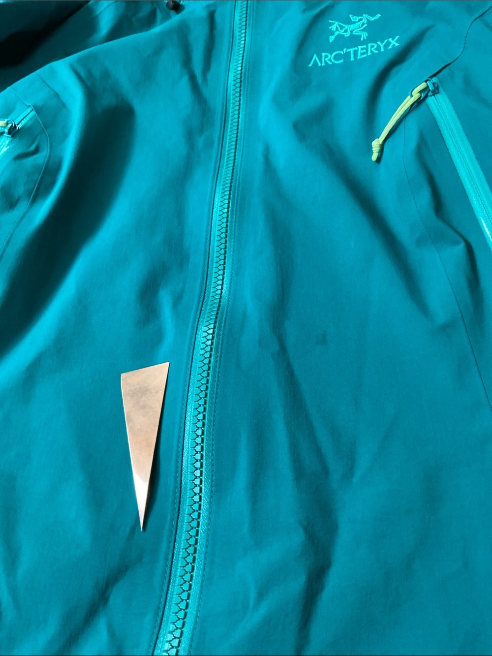 Arc'teryx Gortex Pro Beta AR Shell Jacket - Picture 10 of 15